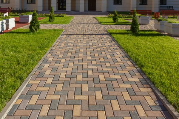 Cost of Paving Stones Installation in Everett